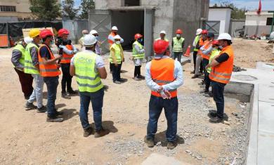 Visite pédagogique au site de la ZI de Had Soualem : Renforcement des capacités du personnel du Ministère de l’Industrie